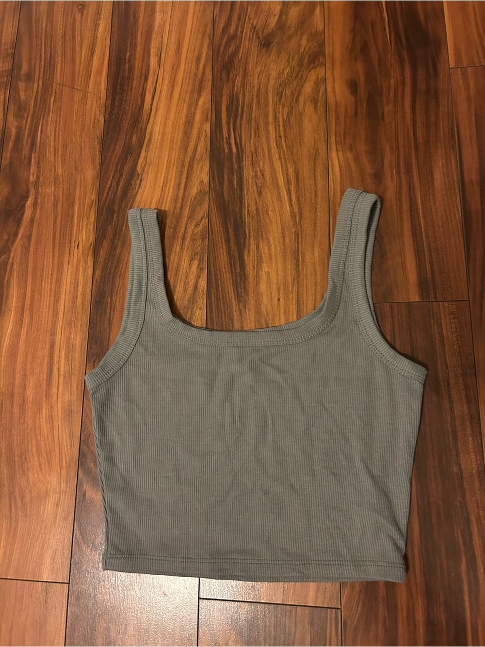 Ribbed Square-Neck Crop Tank Top - Gray